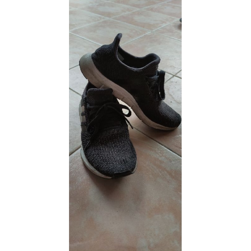 Sepatu Adidas Bounce