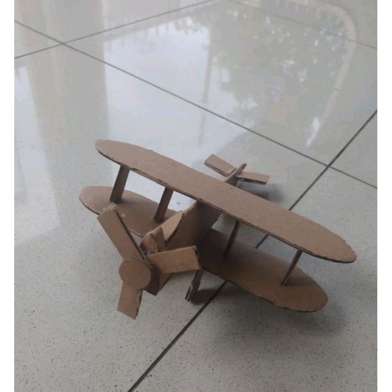

prakarya kardus pesawat