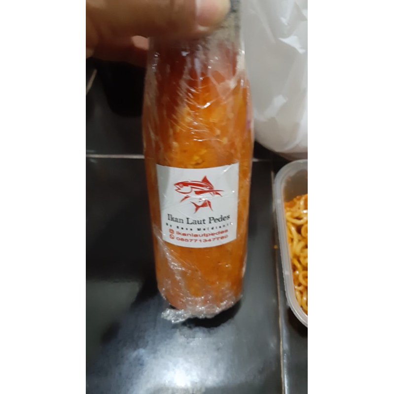 

sambel ikan laut pedes ukuran kecil 250