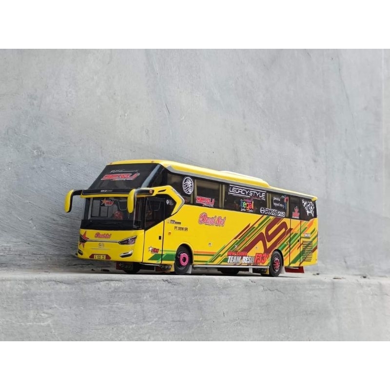 miniatur bus Stj full lampu leed kelap kelip
