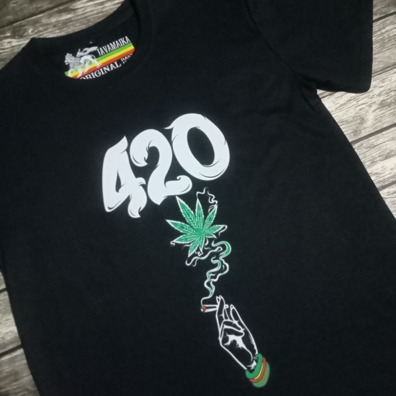 Kaos pejuang senyum 420 original javamaika