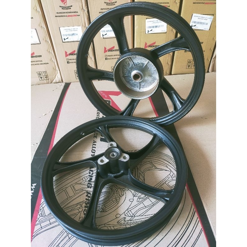 VELG/PELAK RACING VROSSI VEMOM MAHCO MIO J PALANG5