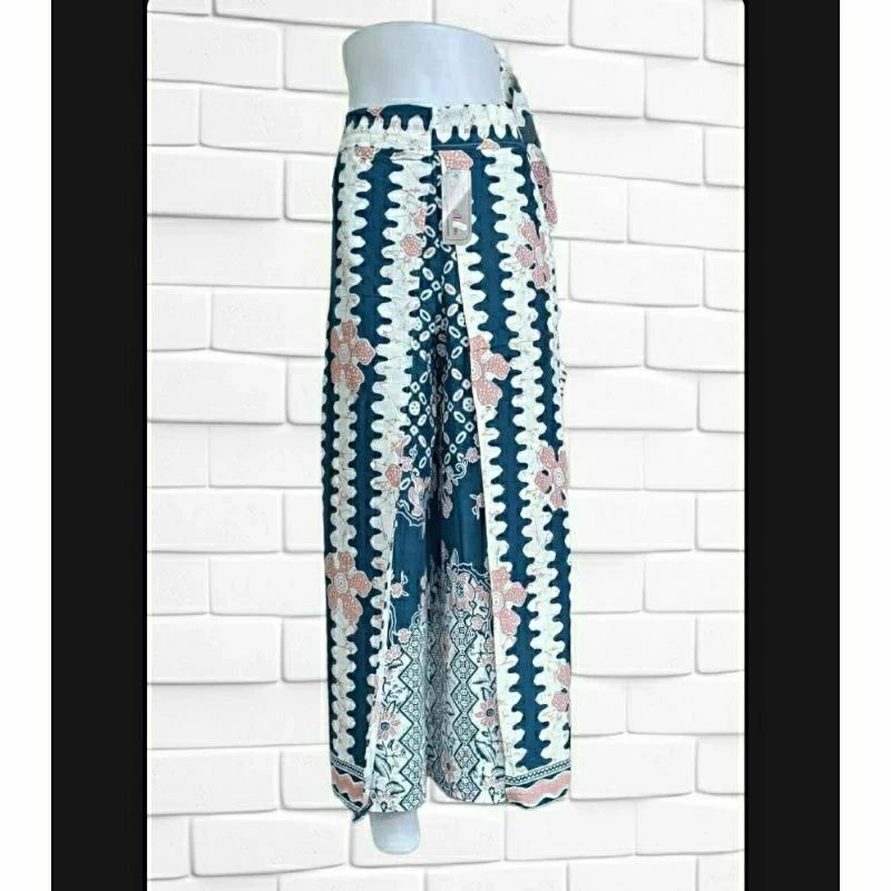 CELANA KULOT LAYER BIRU BATIK CELANA TUMPUK CELANA KANTORAN CELANA JALAN-JALAN CELANA KONDANGAN CELA