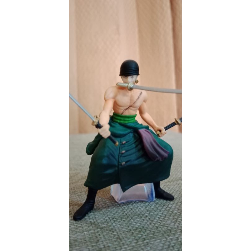 Action figure One piece Roronoa Zoro santoryu