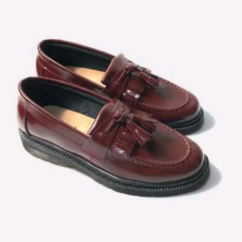 Penny Loafers Docmart Merah Maroon Pria Wanita Formal Kasual