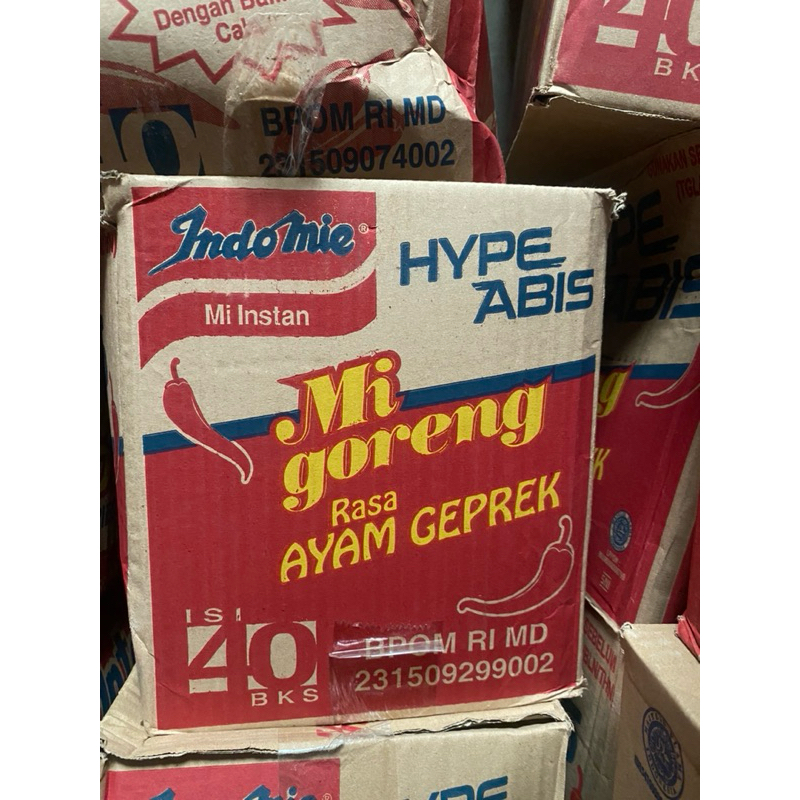 

indomie goreng ayam geprek