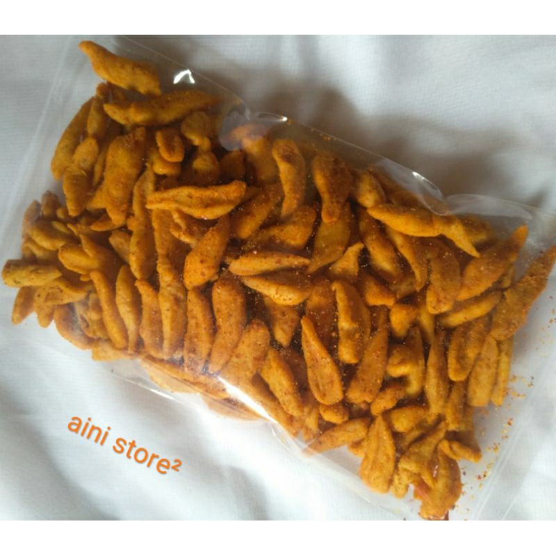

Kue Bawang Pedas 200 gr