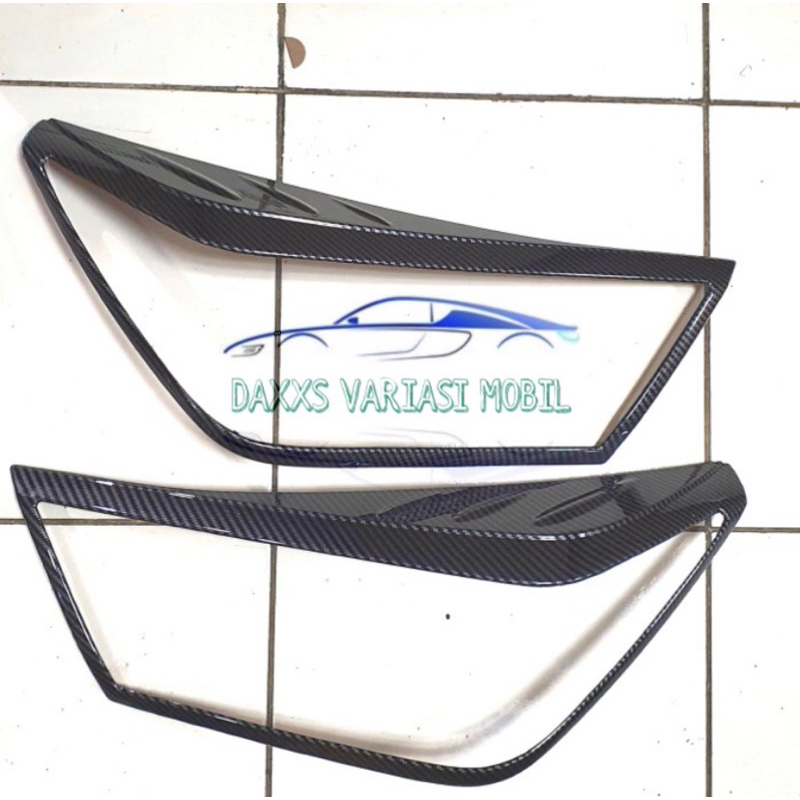 GARNISH LAMPU DEPAN MOBIL ALL NEW AYLA 2023 CARBON