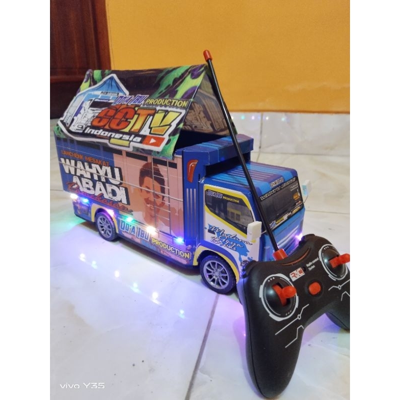 PROMO MURAH MINIATUR TRUK OLENG FUL FARIASI  REMOT CONTROL DAN LAMPU LED BONUS TERPAL MINIATUR TRUK 