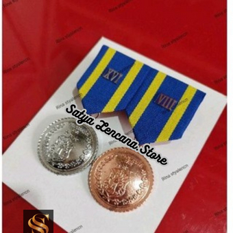 Medali 16 8 Tahun "Romawi" - Satya Lencana Store