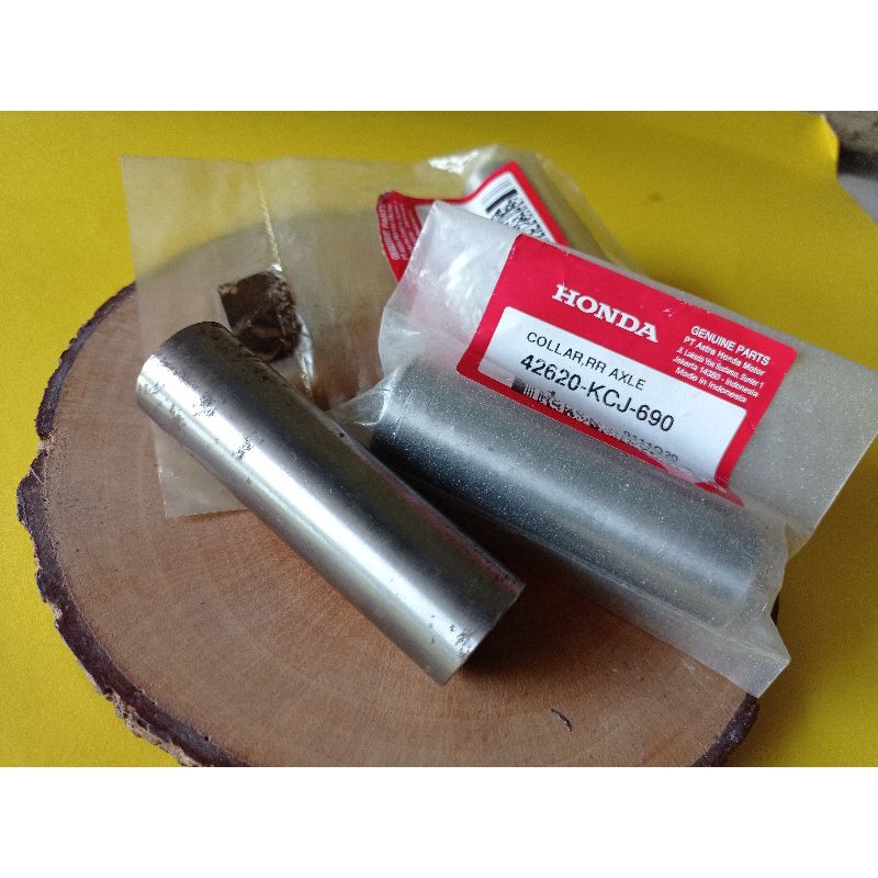 Bosh Tromol Roda Belakang Collar Rear Axle Distance 42620-KCJ-690