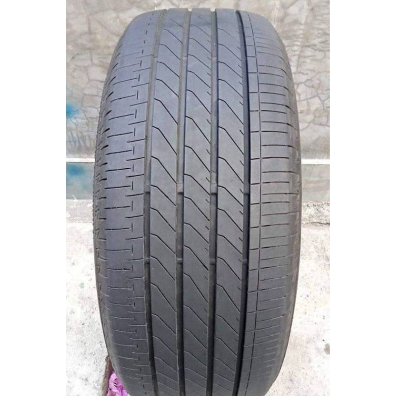Ban mobil ring 17 ban mobil merek Bridgestone ukuran 215/55 17