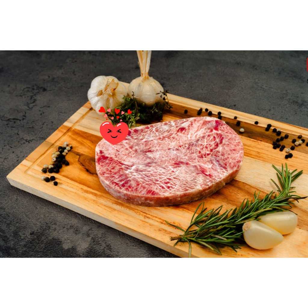 

Round Wagyu Sirloin Meltik / Meltique Beef Steak Daging Sapi Premium 200gr 200 Gram