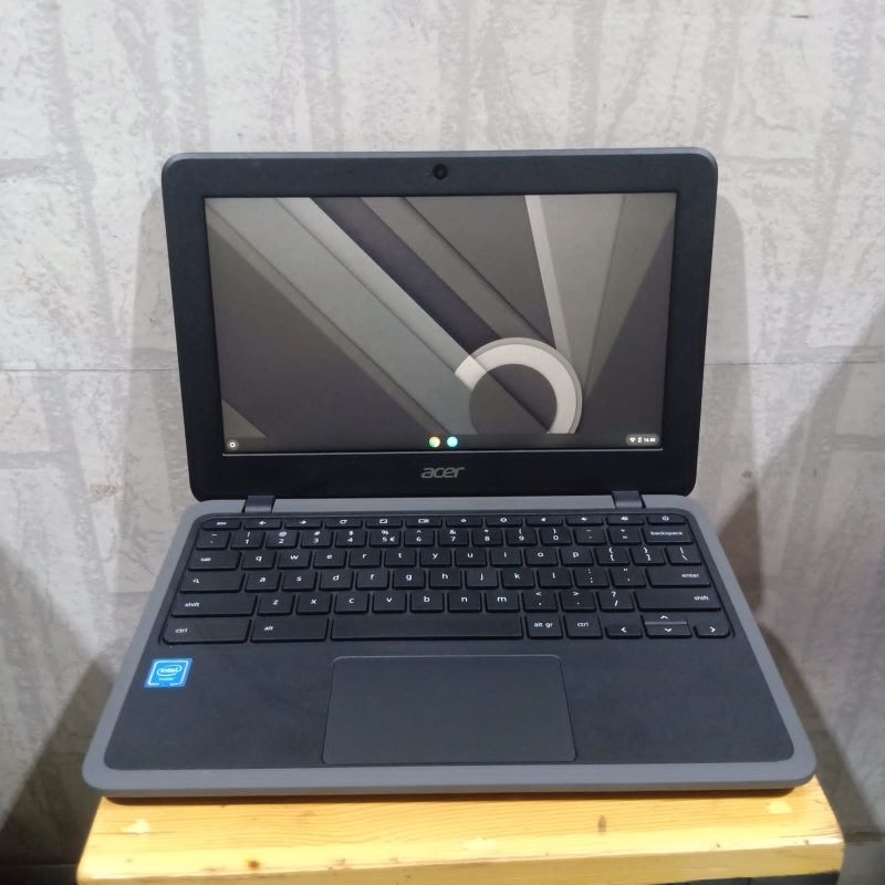 Laptop Acer ChromeBook C733 / Like New / Seri Baru / Slim / Silver Dop / Laptop Acer Bekas Like New