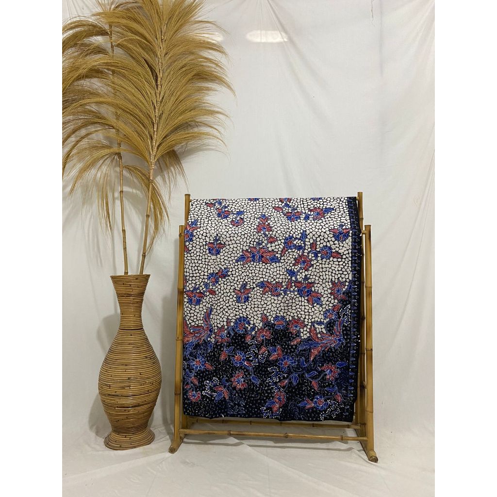 Batik Tulis Lasem 3 warna  motif krecakan