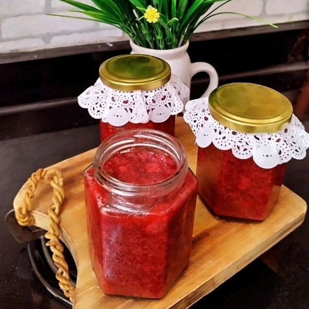 

Selai Strawberry homemade Strawberry jam