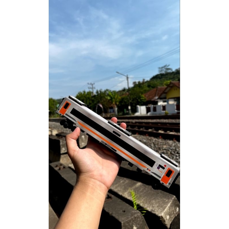 MAINAN KERETA API KAYU, GERBONG STAINLESS STEEL EKONOMI