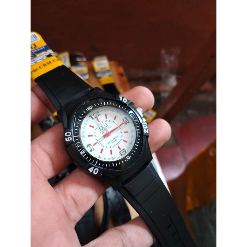 JAM TANGAN CEWEK KARET HITAM QO