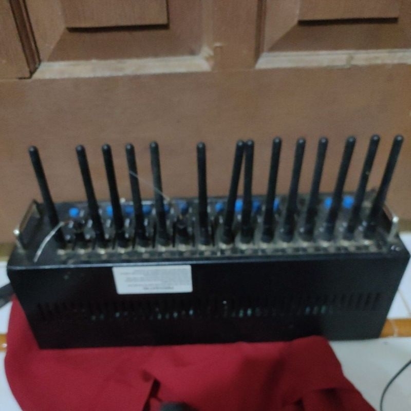 modem pool syscom 16 port (mati) seperti foto