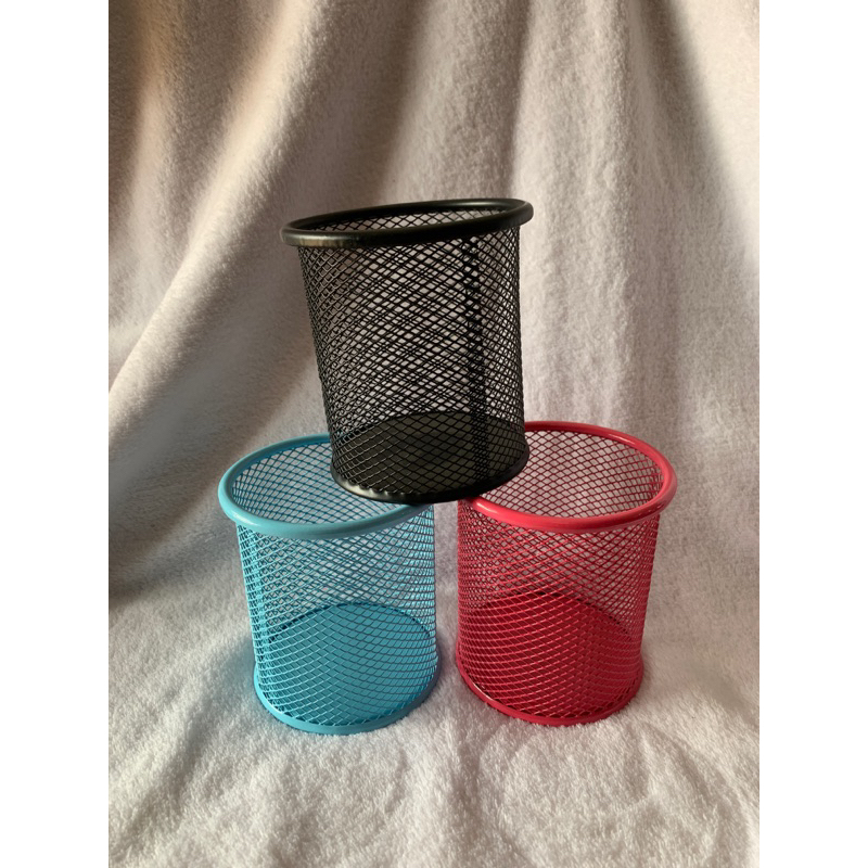

Pen stand