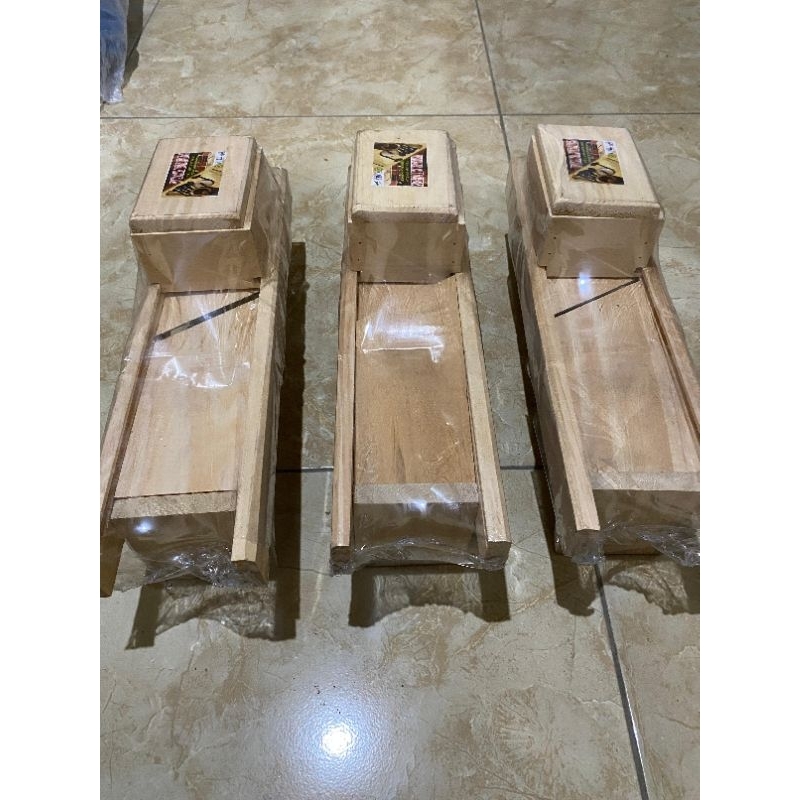 PENGIRIS BAWANG/PERAJANG BESAR SERBAGUNA