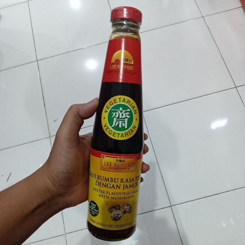 

Mahbubah - Lee Kum Kee 510 g Saus Bumbu Rasa Tiram Dengan jamur Botol