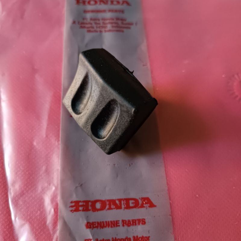 Karet stoper stoper engine mounting Beat FI beat fi