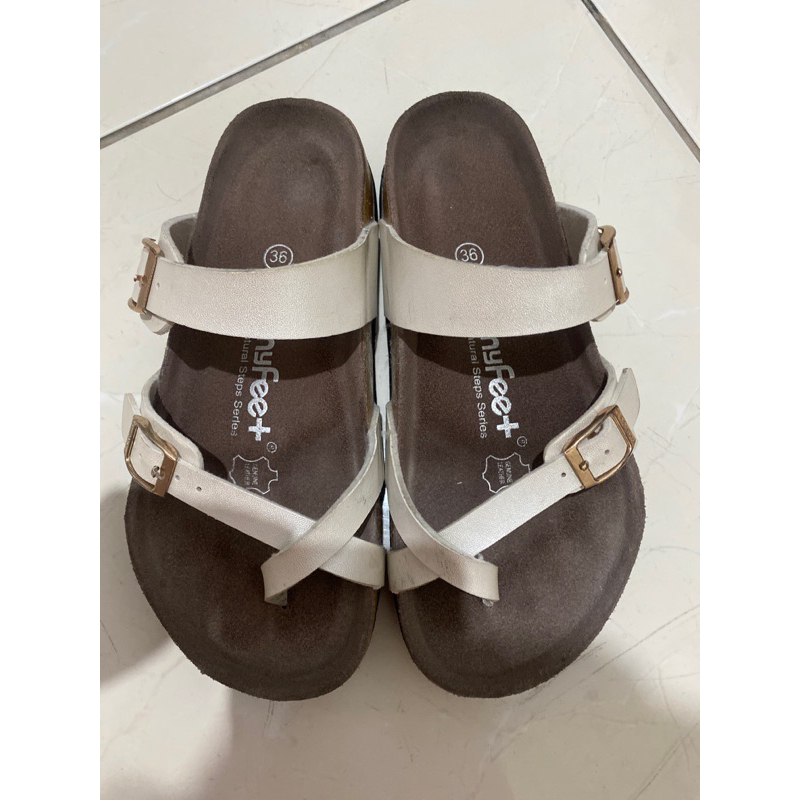 Preloved sendal myfeet