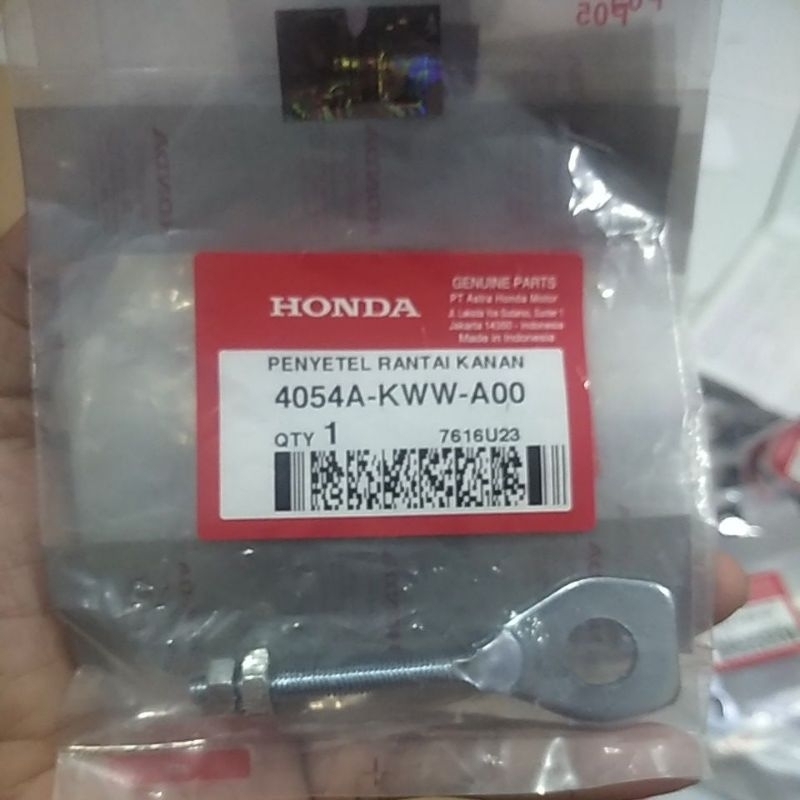 Setelan rantai kanan(adjuster chain)Revo110 4054A-KWW-A00