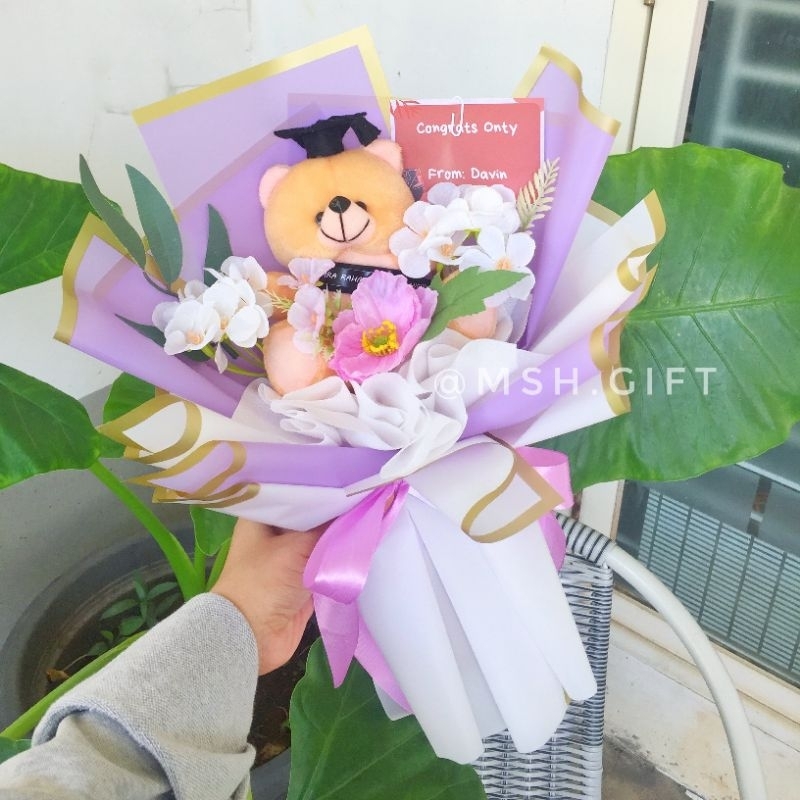 BUKET BONEKA WISUDA / BUKET BONEKA PREMIUM / BUKET BUNGA PREMIUM / BUKET BUNGA WISUDA / KADO WISUDA 