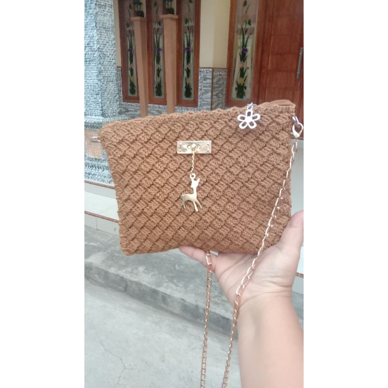 tas rajut pesta simpel cantik