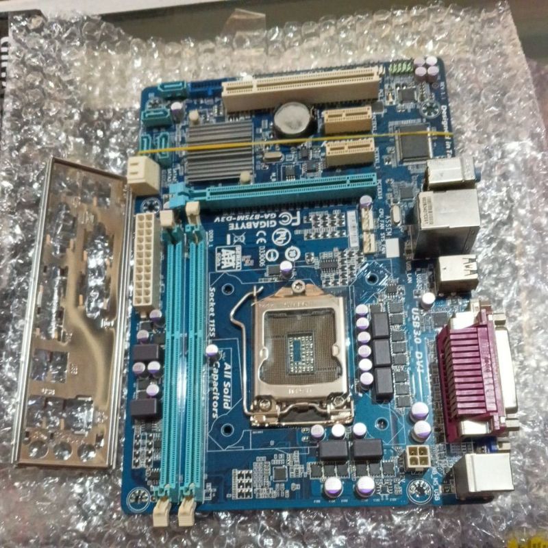 MAINBOARD B75 / H61 Gigabyte & asus