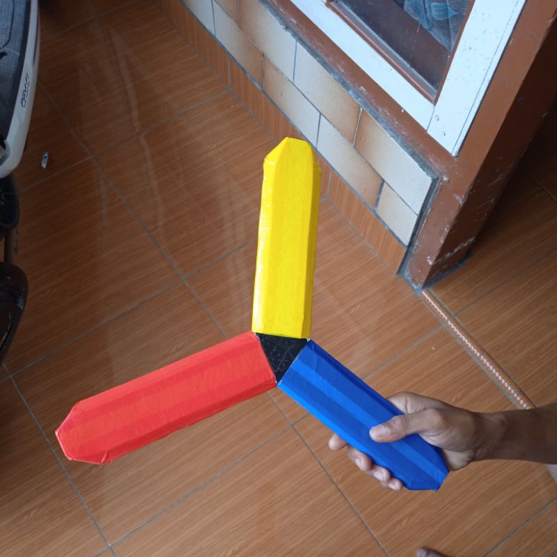 boomerang lempar balik styrofoam