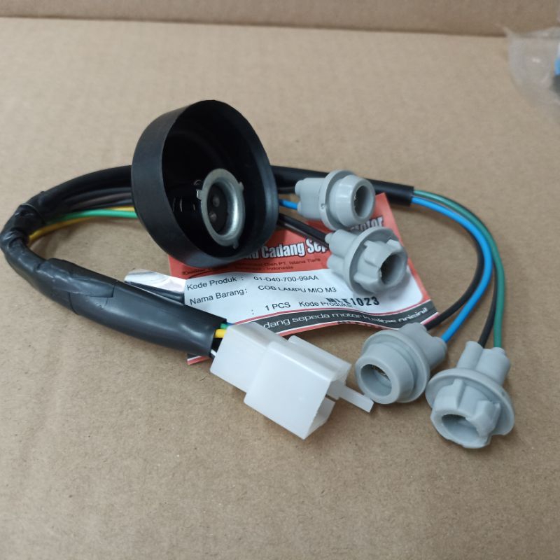 FITING LAMPU DEPAN MIO M3