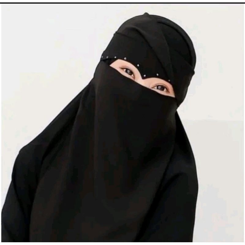 CADAR NIQOB ELANG  PONI MANIK