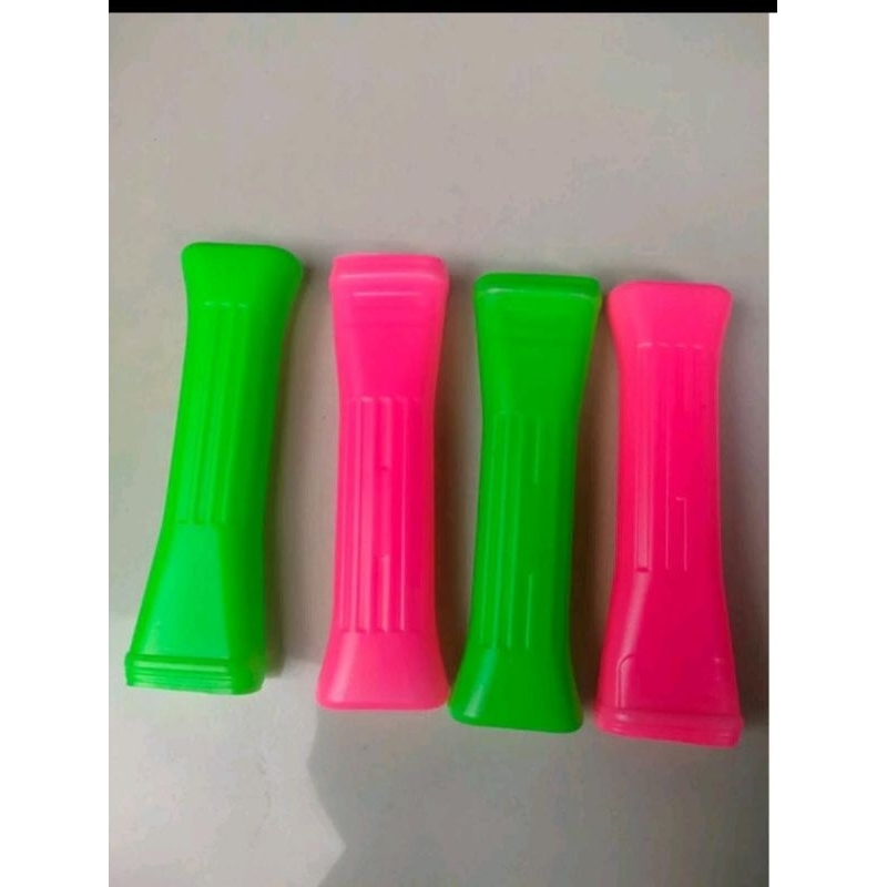 Lakop Penenbah / Sapu Lidi