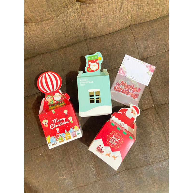 

Box Hampers Natal Tahun Baru Snack Premium Import Halal Merry Christmas Murah Unik