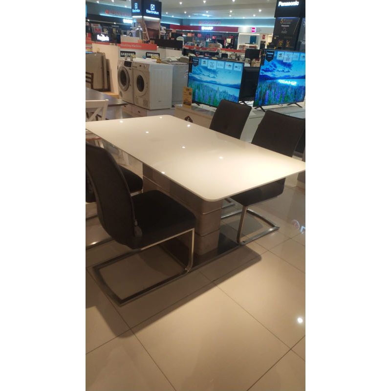 MEJA MAKAN MINIMALIS INFORMA DISPLAY/ MEJA MAKAN KACA TEMPERED / DISPLAY