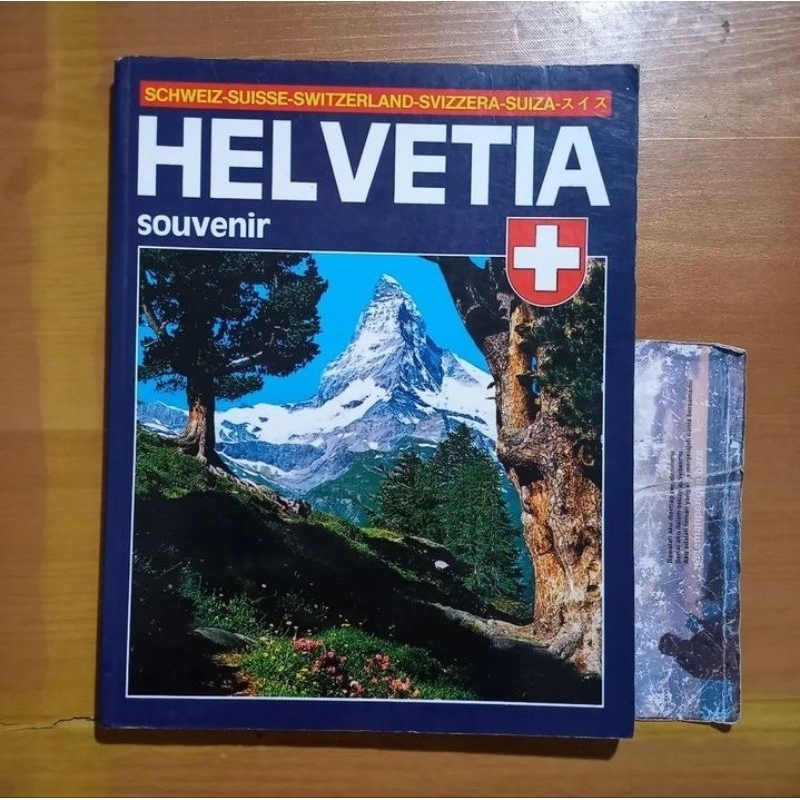 Buku HELVETIA Switzerland souvenir