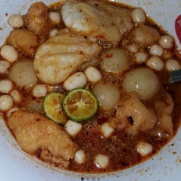 

PLTV3293 paket 5 bungkus baso aci ayam 6 butir baso komplit bumbu dll enak gurih pedas harga seller