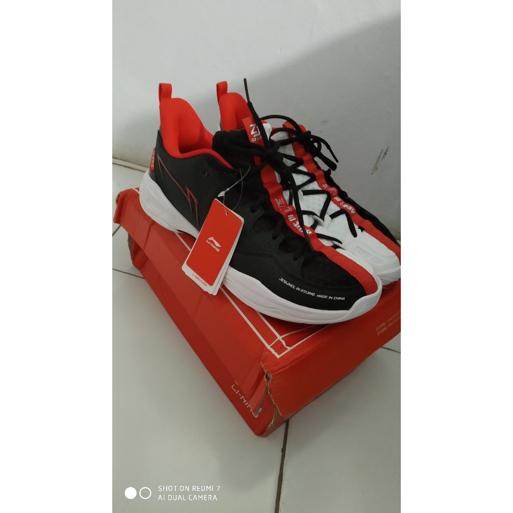 Sepatu Badminton Lining Halberd 3 Lite Halberd III Lite White and Black ORIGINAL