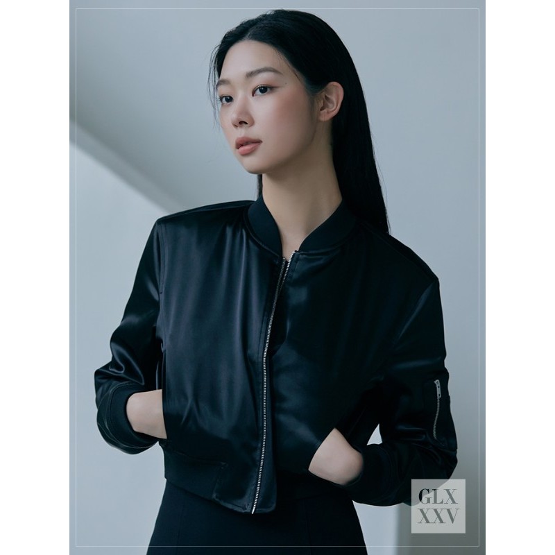 Jaket Wanita Bomber Cropped Stylish 100% Polyester