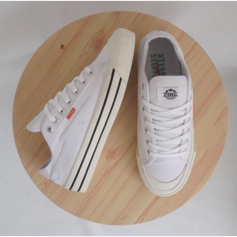 Sepatu Xternal - Mitterns Storm Low True White Original