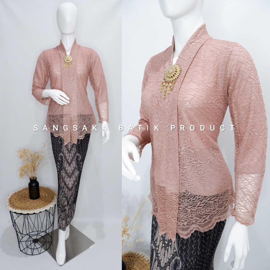 Kebaya Tunik / Kebaya Kartini / Tunik Brokat / Kebaya Modern / Kebaya tile / Kebaya Favorite / Batik