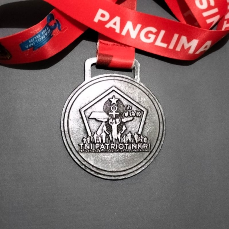 Medali Lomba Lari Panglima TNI Run 2023 Finisher Souvenir 5K 10K 21K