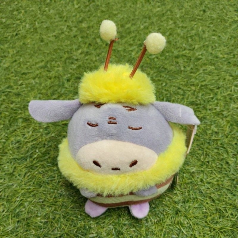 Boneka Keledai Eeyore teman Winnie the Pooh Kostum Lebah Original Disney Size 12 cm - Hadiah ulang tahun