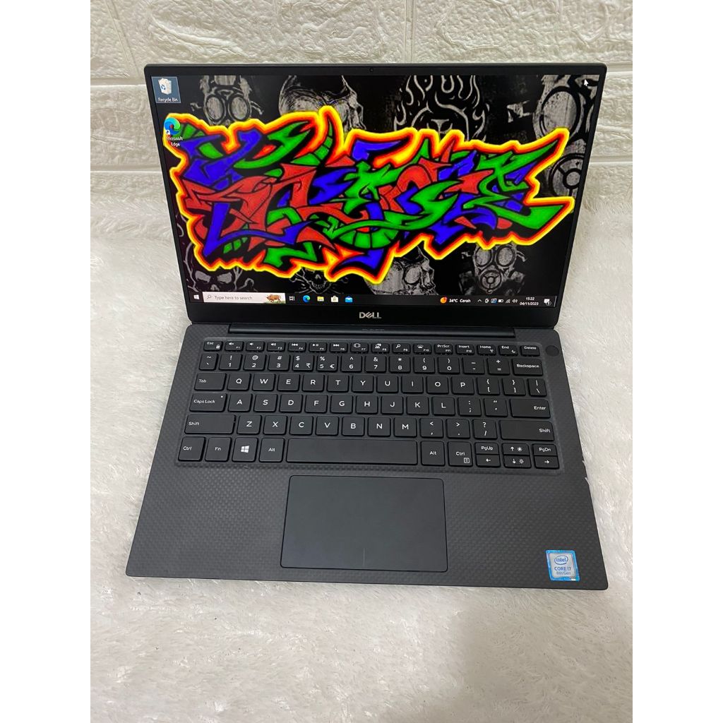 DELL XPS 13 938016GB256GBINTEL CORE I7 GEN 8