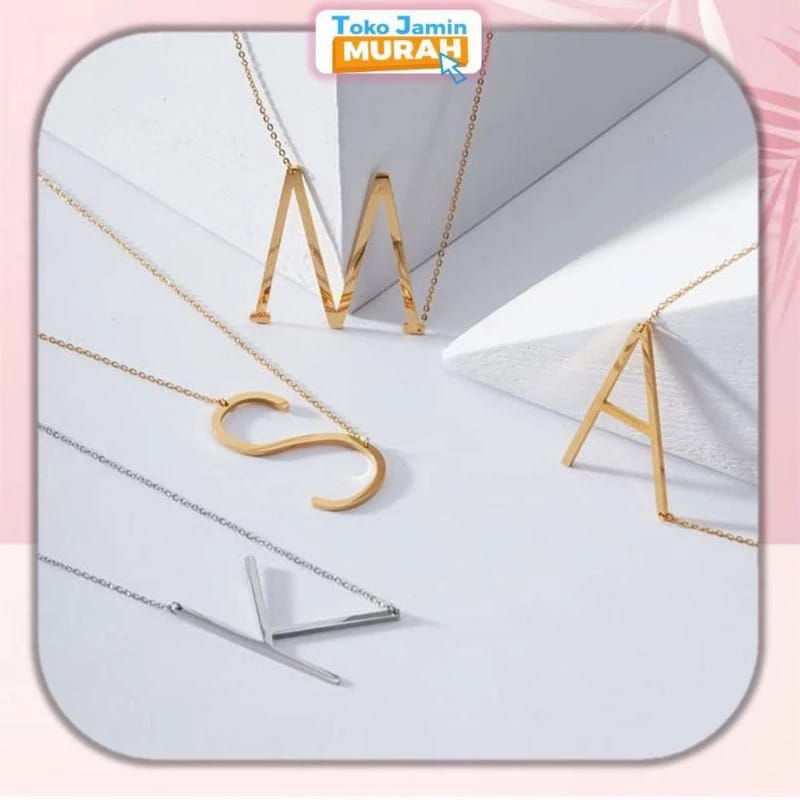 Kalung Inisial Huruf Kecil dan Gelang Huruf Titanium Warna Emas