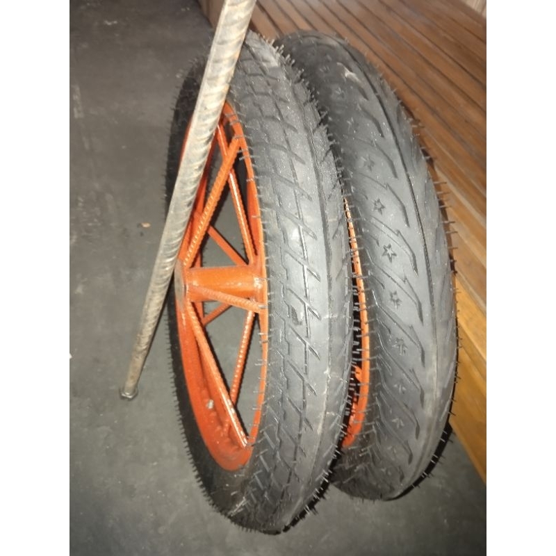 Roda gerobak 1 set ban baru