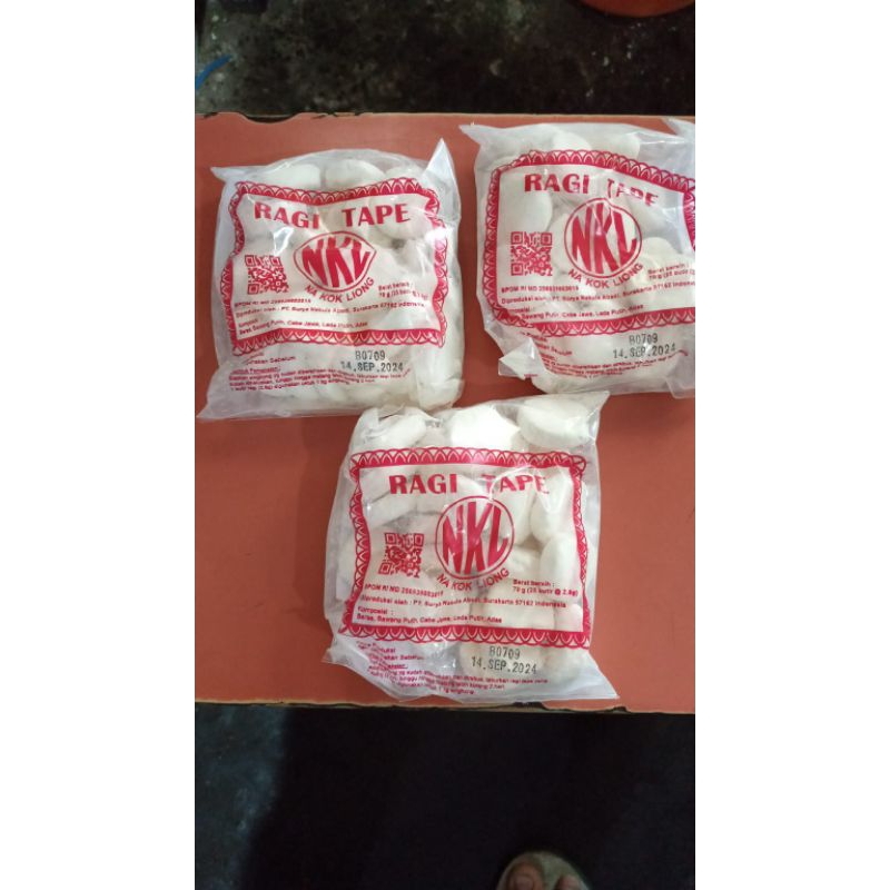 

Ragi Tape NKL 1bal isi 25 pak